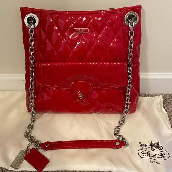 NEW! Coach shoulder bag. Red paten leather. Large. - Picture 1 of 6